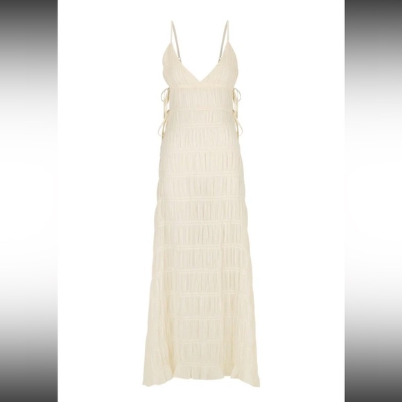Elegant Cream Maxi Dress - Picture 6 of 7